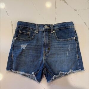 Girls, Levi signature high rise Shorts